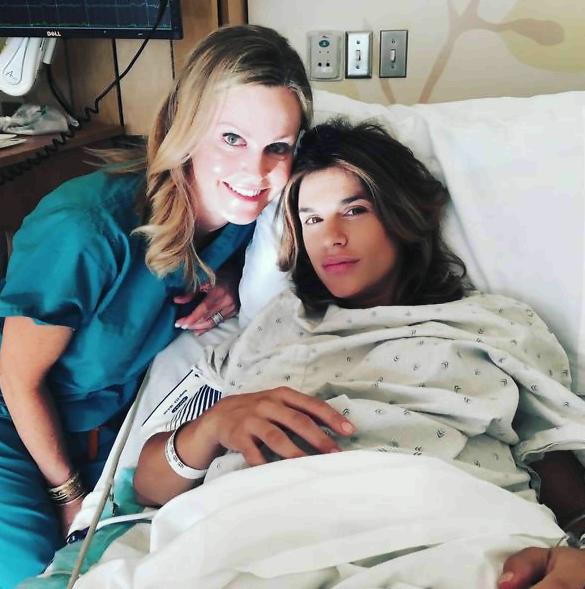 Elisabetta Canalis: le prime foto dopo il parto elisabetta canalis gossip