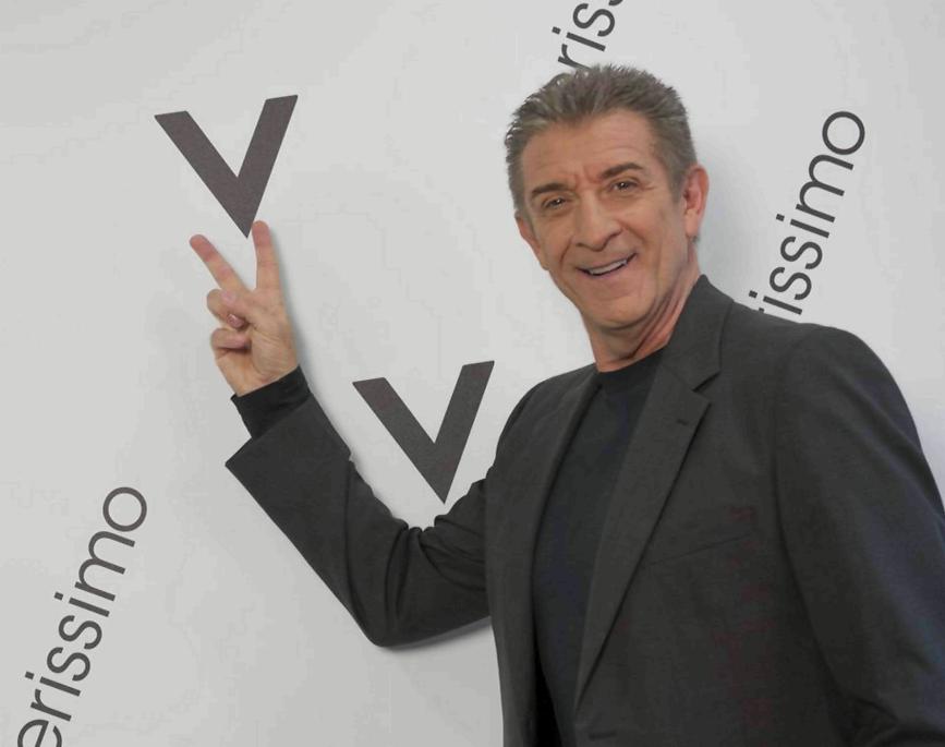 Ezio Greggio a Verissimo per i 37 anni di carriera Ezio Greggio a verissimo