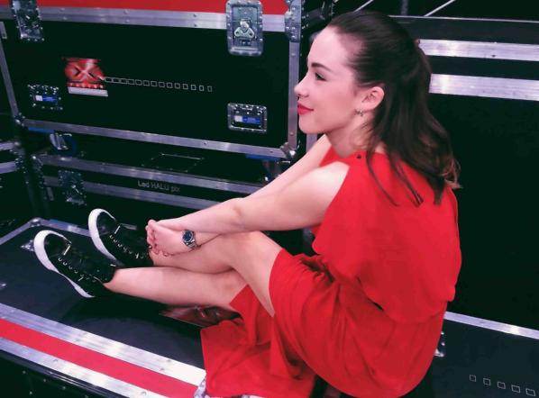 Aurora Ramazzotti: con il tatuaggio sulla schiena dichiara amore ai fratelli Aurora Ramazzotti