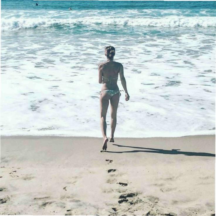 Elisabetta Canalis: per lei è ancora tempo di bikini elisabetta canalis bikini