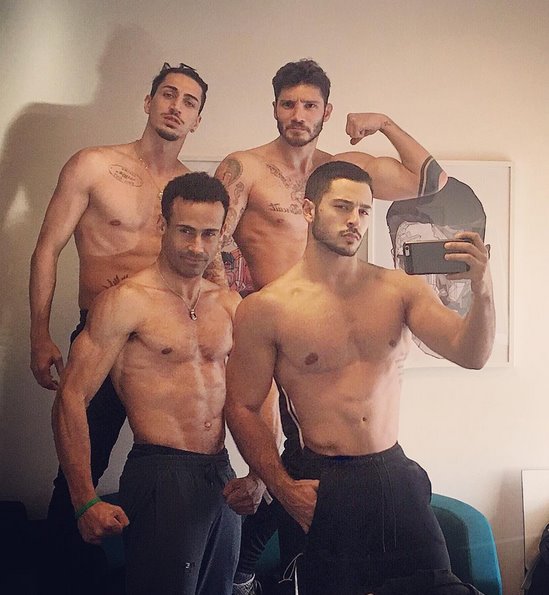 Stefano De Martino, Giuseppe Giofrè, Marcello Sacchetta e Amilcar Moret Gonzalez con i loro muscoli scatenano il web