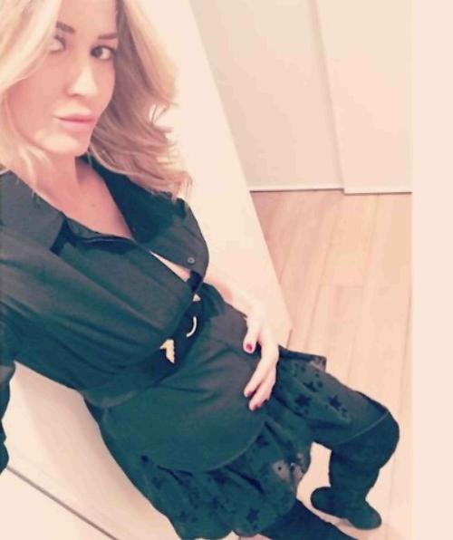 Elena Santarelli mostra il pancione sul web per i followers elena santarelli pancione, gossip