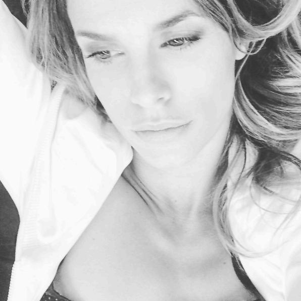Elisabetta Canalis a Radio2: “Sì, sono una milfona” elisabetta canalis gossip