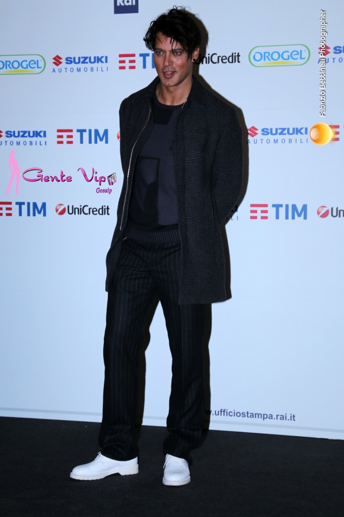 Gabriel Garko conferenza stampa apertura Festival di Sanremo 2016