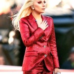 Lady Gaga in rosso al Super Bowl