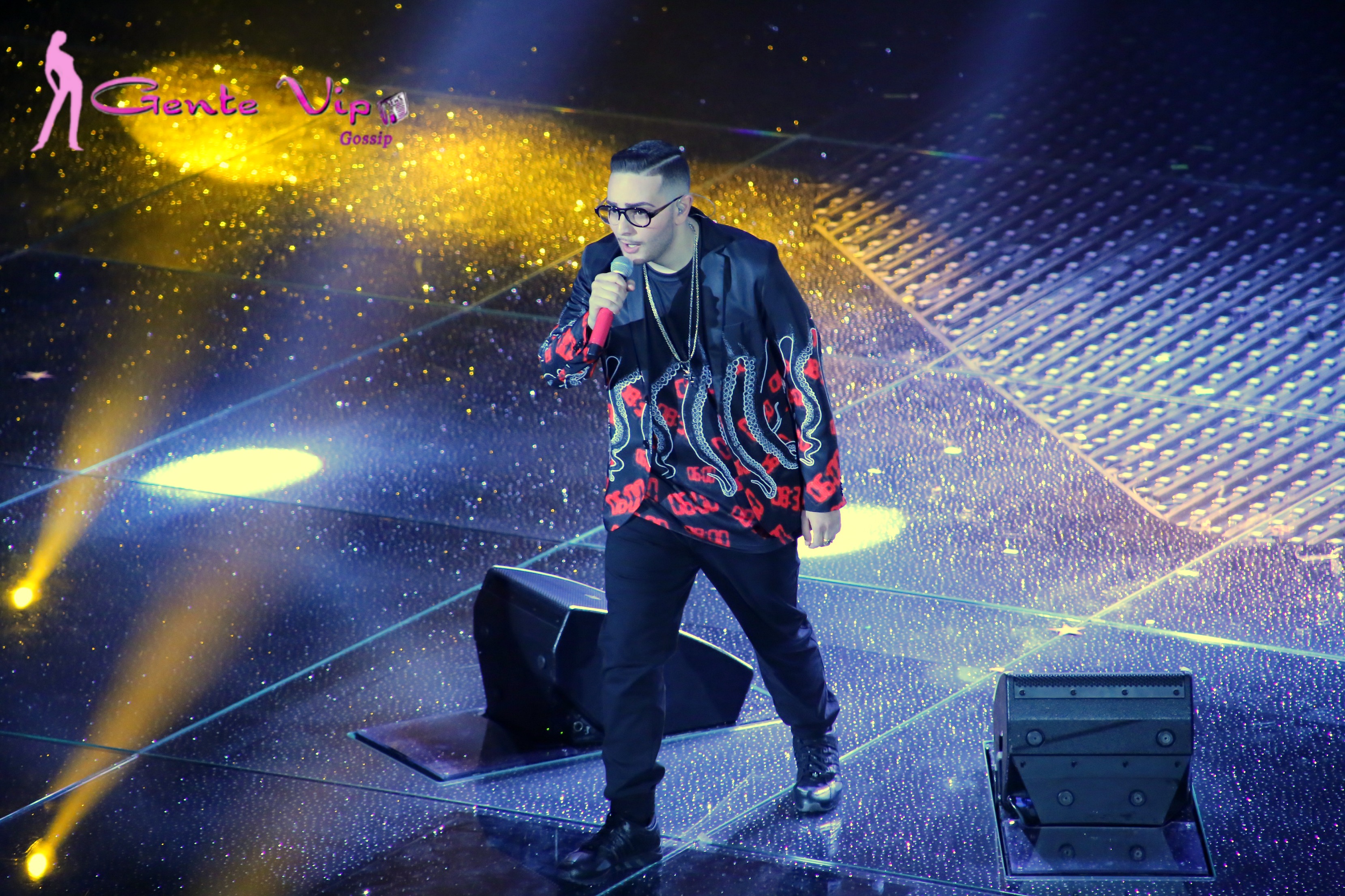 Rocco Hunt racconta l’emozione sul palco dell’Ariston ROCCO HUNT