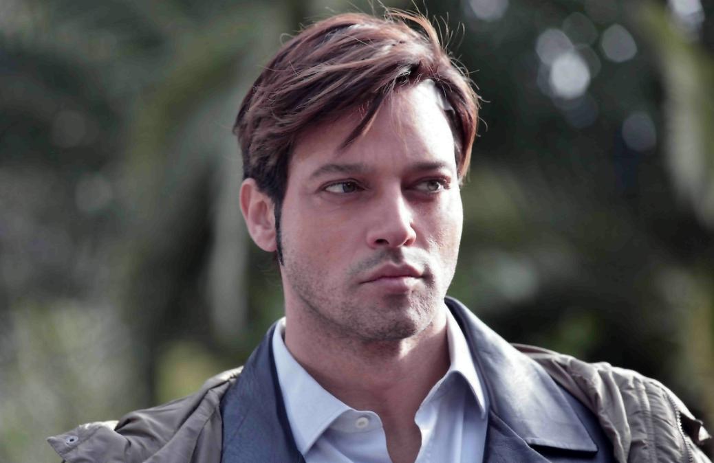 Gabriel Garko e Adua Del Vesco: “Non è stato mio figlio” su Canale5 gossip news, gabriel garko