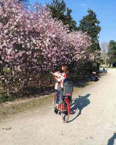 Belen e Santiago fanno un giro in bicicletta, la foto