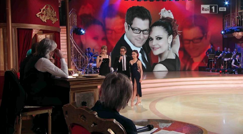 Ballando con le stelle 11: Eliminato Enrico Papi, si spera nel ripescaggio