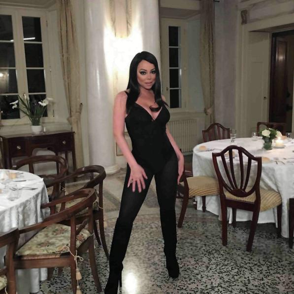 Gossip, Mariah Carey Look alla Cleo e lato b in bella vista per la popstar Mariah Carey