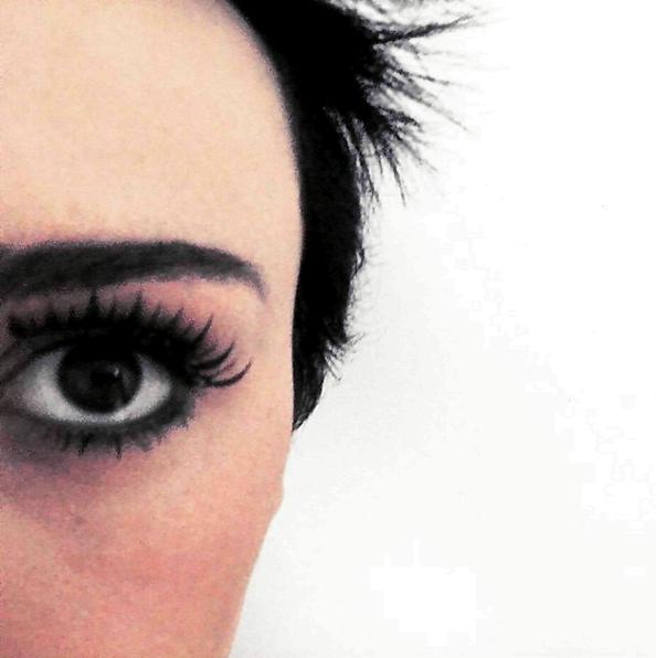 Gossip, Arisa la Lady Gaga italiana: svela il backstage outfit “Bambolera” arisa bandolera