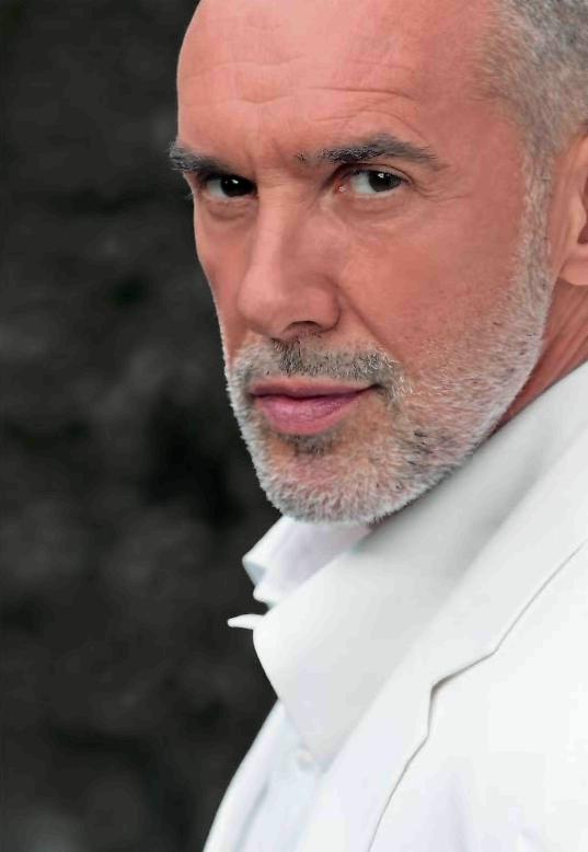 Diego Dalla Palma il profeta del make-up torna con Ciao Bellezza su Rete quattro ciao bellezza diego dalla palma