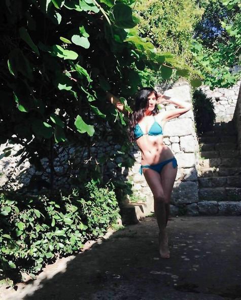 Vip Champion 2016: Pamela Prati in bikini a Capri