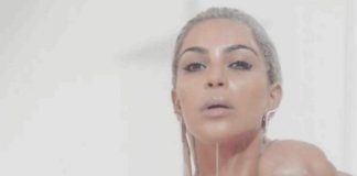 Gossip, Kim Kardashian doccia di latte nel video di Fergie Kim Kardashian gossip news