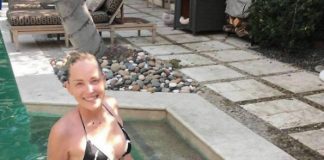 Sharon Stone al centro del gossip. Galeotto il bikini: fuoriuscita inaspettata Sharon Stone, gossip news,