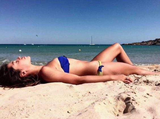 Ludovica Frasca in bikini estate 2016 in Sardegna
