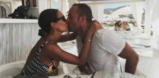 Nicole Minetti in bikini a Formentera fa impazzire Damien Nicole Minetti vacanze 2016