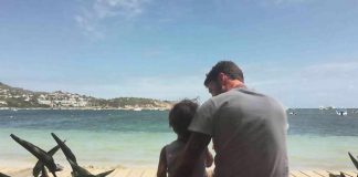 Stefano De Martino, un padre eccezionale per il suo Santiago gossip news, Stefano De Martino e Santiago estate 2016 a Ibiza