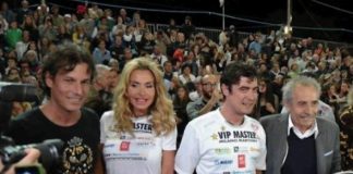 Valeria Marini scende in campo con la racchetta al Vip Master 2016 Valeria Marini Vip Master 2016