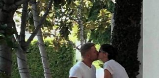 Gossip news – Lapo Elkann bacia Shermine Shahrivar, ma… Gossip, news, Lapo Elkann bacia Shermine Shahrivar