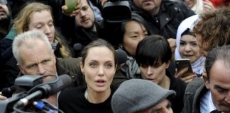 Angelina Jolie divorzio Brad Pitt: scoppia il gossip Marion Cotillard Gossip news Angelina Jolie e Brad Pitt news divorzio: Brad Pitt fa i test
