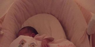 Cecilia Capriotti torna a casa dopo il parto, prima foto di Maria Isabelle Cecilia Capriotti, Maria Isabelle