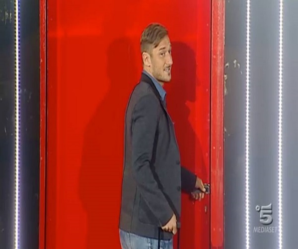 Francesco Totti entra nella casa del GF VIP