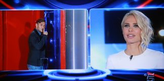 Francesco Totti incanta al GF VIP: selfie ricordo di gruppo nella casa del GF Vip Francesco Totti selfie grande fratello vip, gossip,