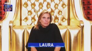 Laura Freddi in confessionale GF VIP