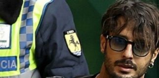 Gossip news, Fabrizio Corona fuori dal carcere, le foto: “Sono fiducioso” Fabrizio Corona, Gossip,