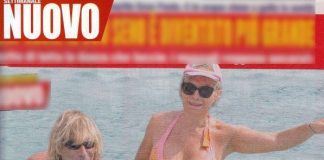 Carmen Russo ritocchino di troppo al seno? Carmen Russo Enzo Paolo Turchi al mare