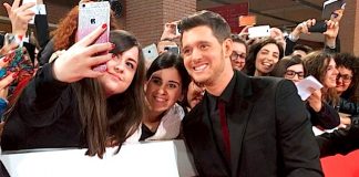 Michael Bublé a Roma sul red carpet del Festival del Cinema di Roma michael buble a roma, festa del cinema di roma, festival del cinema di roma red carpet, gossip news, gossip, michael buble news