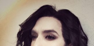 Conchita Wurst nuovo look, oltre alla barba spunta un altro particolare Conchita Wurst