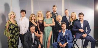 Selfie Le cose cambiano Anticipazioni: il cast completo di Simona Ventura Giuria Selfie - Le cose cambiano