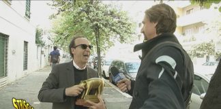 Striscia la notizia, Tapiro d’oro a Roberto Benigni: “Vi aspettavo!” tapiro d'oro, striscia la notizia, gossip, news, tv e gossip, roberto benigni,