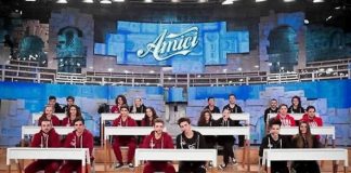 Amici 16: nella scuola nascono i primi amori, di chi si tratta? Amici 16, simona ventura,