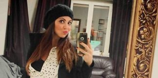 Gossip fiocco rosa per Flora Canto che mostra il pancione prima del parto Flora Canto incinta