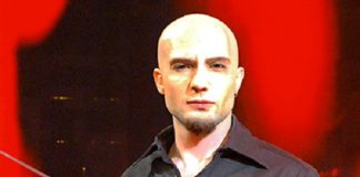 Tale e Quale Show torneo dei campioni: vince Davide Merlini, polemica tra Rai e Sky Davide Merlini Alex Baroni Tale e Quale Show 2016