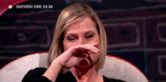 Simona Ventura in lacrime da Maurizio Costanzo: “Sono stata crocifissa” simona ventura, gossip news, Tv e Gossip, Maurizio Costanzo, ultime notizie, intervista,