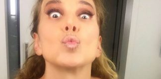 Gossip news: Barbara D’Urso vacanze a Miami con il suo nuovo fidanzato? Barbara D'Urso décolleté