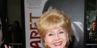 Debbie Reynolds muore a poche ore dalla figlia Carrie Fisher: “Voglio essere di nuovo con lei”