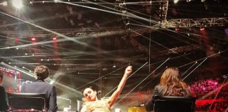 Arisa a X Factor 10, lite con il pubblico e insulta tutti Arisa X Factor 10 finale