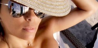 Eva Longoria in vacanza ai Tropici delizia i fan: che bomba sexy!