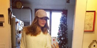 Natale 2016 bollente per Melita Toniolo: la Diavolita in intimo Melita Toniolo