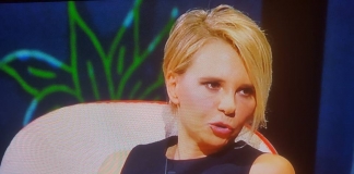 L’Intervista di Maurizio Costanzo a Maria De Filippi: “Sei proprio stronz*” Maria De Filippi l'Intervista Maurizio Costanzo tv gossip anticipazioni sanremo