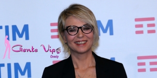 Gossip Maria De Filippi e il suo grande mistero a poche ore dal Festival gossip, Maria De Filippi, Maria De Filippi attacata, Alba Parietti,