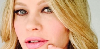 Anna Falchi scatena il gossip in abito da sposa. Fiori d’Arancio? Anna Falchi, abito da sposa, nozze, Anna Falchi e Andrea Ruggieri, Ultime notizie gossip, notizie gossip,