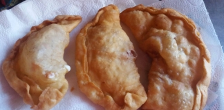 I Panzerotti di Rebecca: calzoni fritti con prosciutto cotto e mozzarella