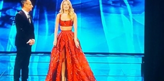 Diletta Leotta a Sanremo: “Dribbli come Messi e hai il carisma di Ibrahimovic” Diletta Leotta Festival Sanremo 2017 look intervista gossip tv hacker foto Carlo Conti