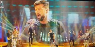 Ricky Martin fa ballare l’Ariston e infiamma il Festival di Sanremo Ricky Martin intervista Festival Sanremo 2017 tv gossip news